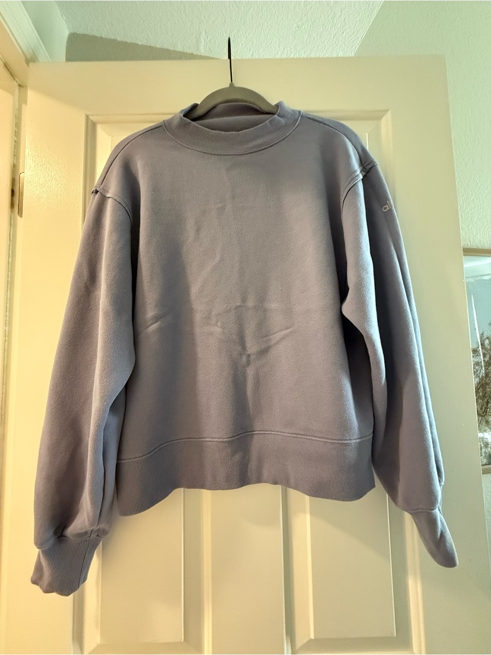 ALO Yoga Lavender Crew Sweatshirt